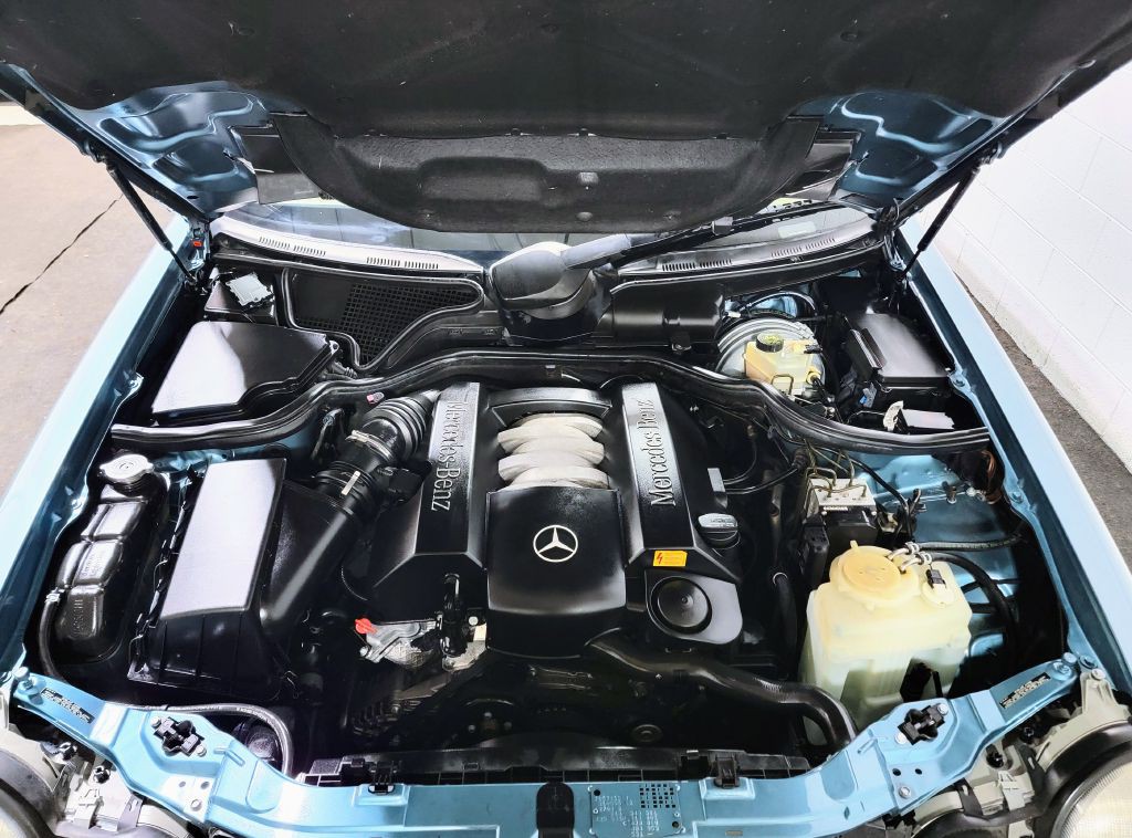 2001 Mercedes-Benz E-Class Image 55
