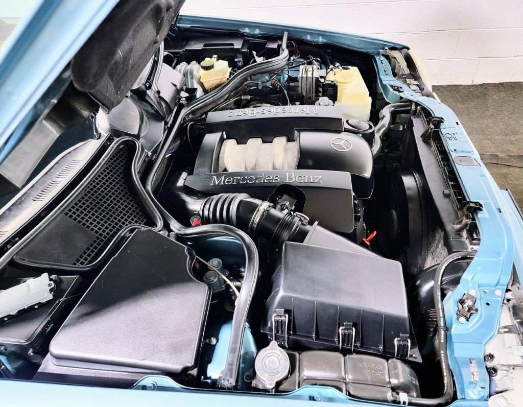 2001 Mercedes-Benz E-Class Image 56