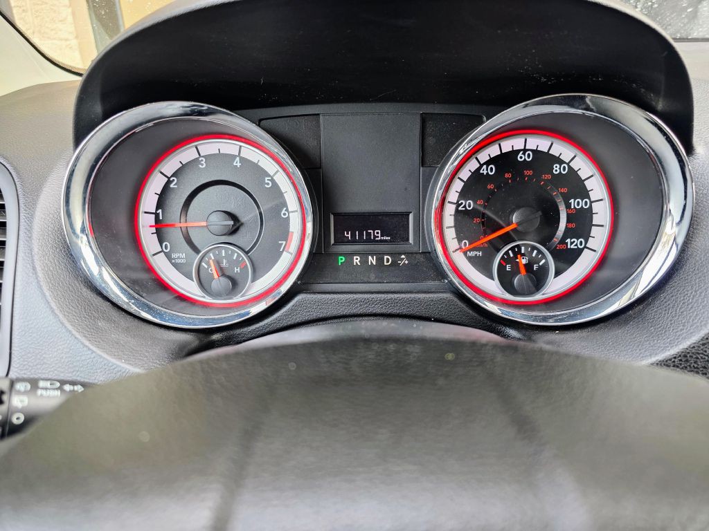 2012 Dodge Grand Caravan Image 3