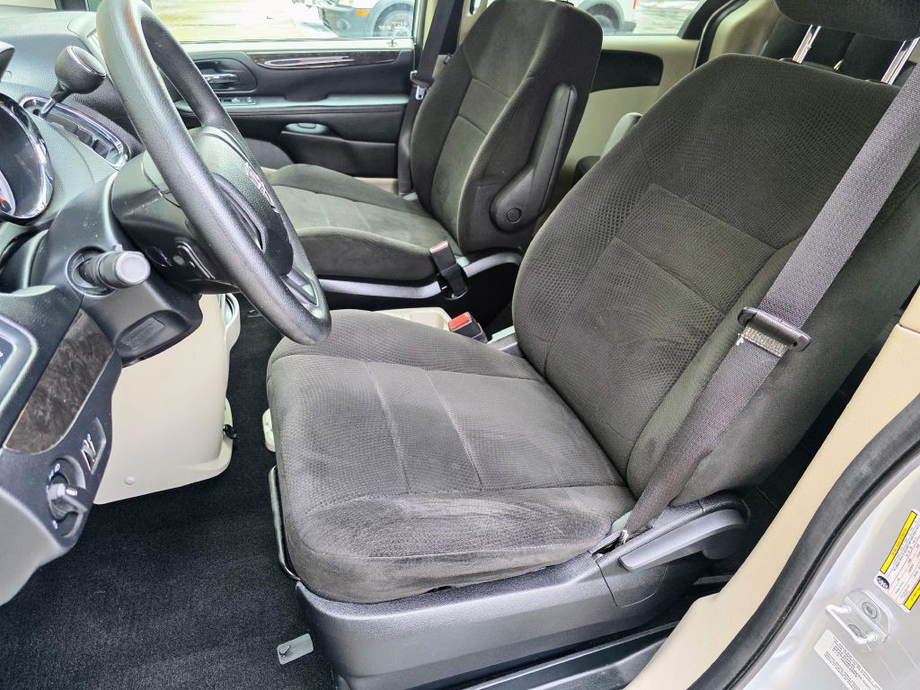 2012 Dodge Grand Caravan Image 5