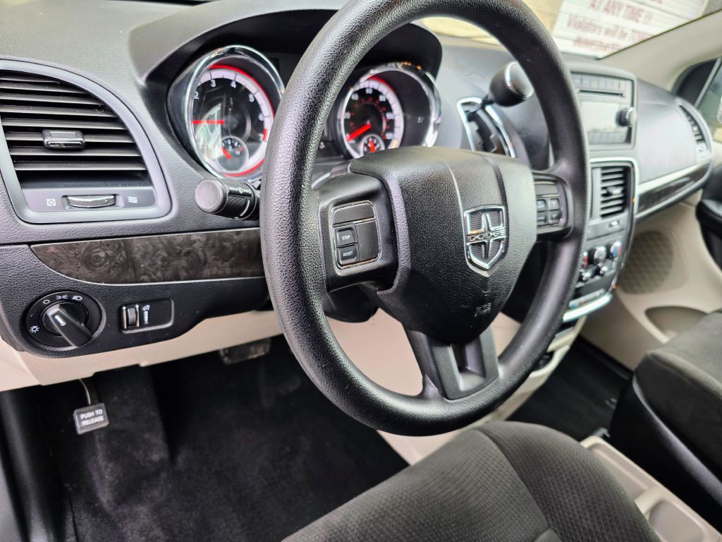 2012 Dodge Grand Caravan Image 7