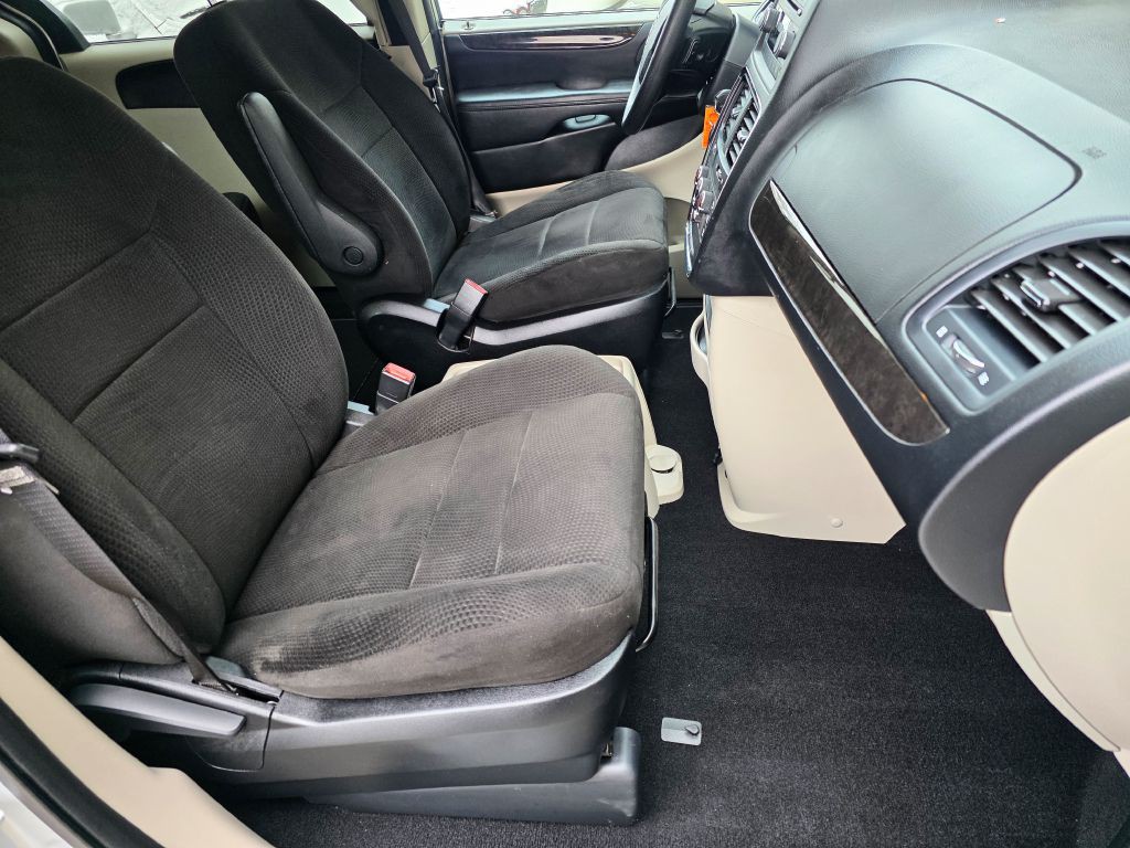 2012 Dodge Grand Caravan Image 10