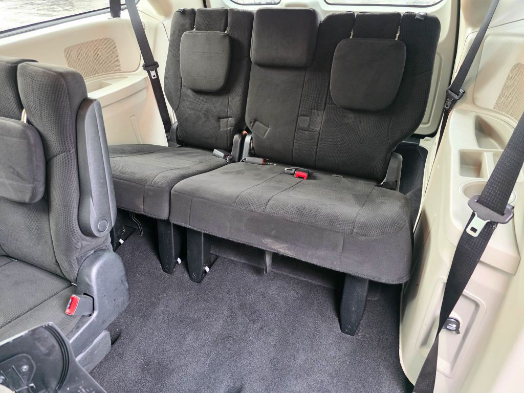 2012 Dodge Grand Caravan Image 21