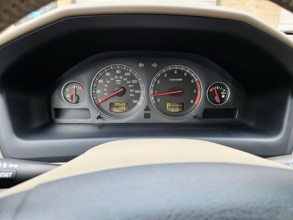 2007 Volvo V70 Image 7