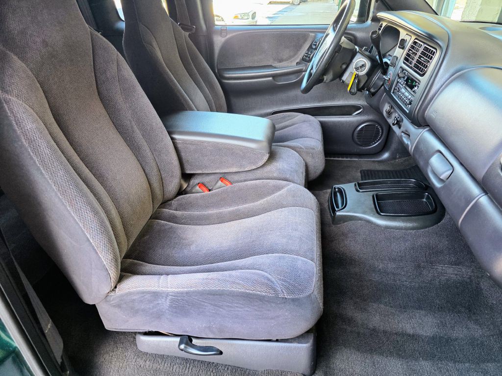 2000 Dodge Dakota Image 16