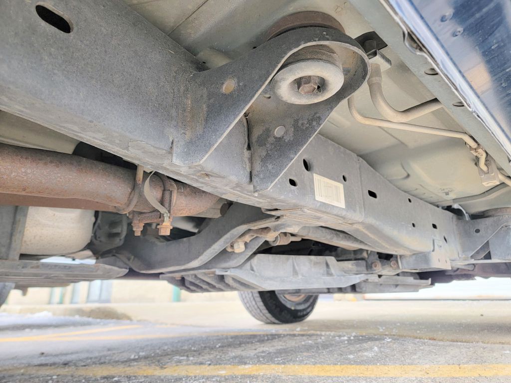 2000 Dodge Durango Image 2