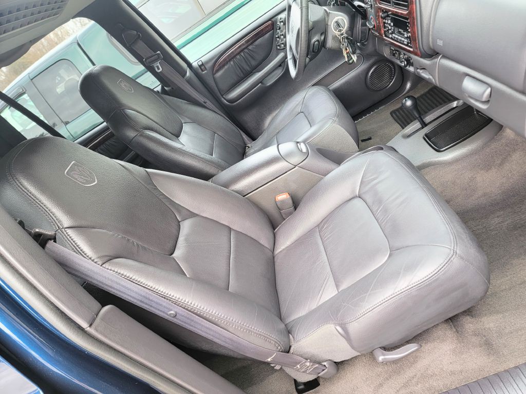 2000 Dodge Durango Image 29