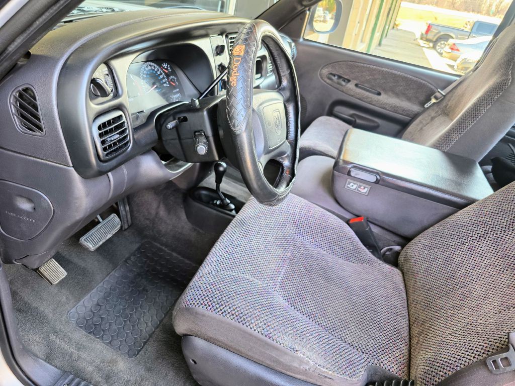 2001 Dodge Ram 1500 Image 52