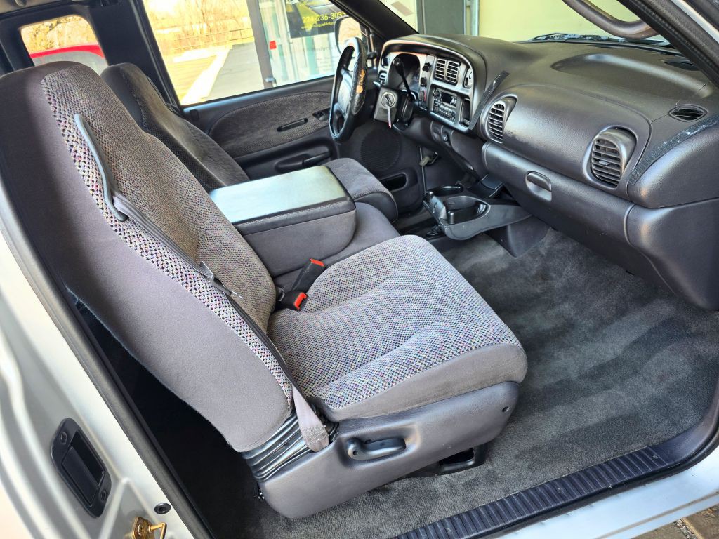 2001 Dodge Ram 1500 Image 57
