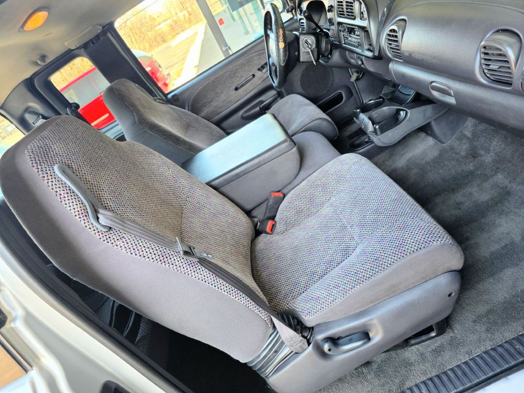 2001 Dodge Ram 1500 Image 58