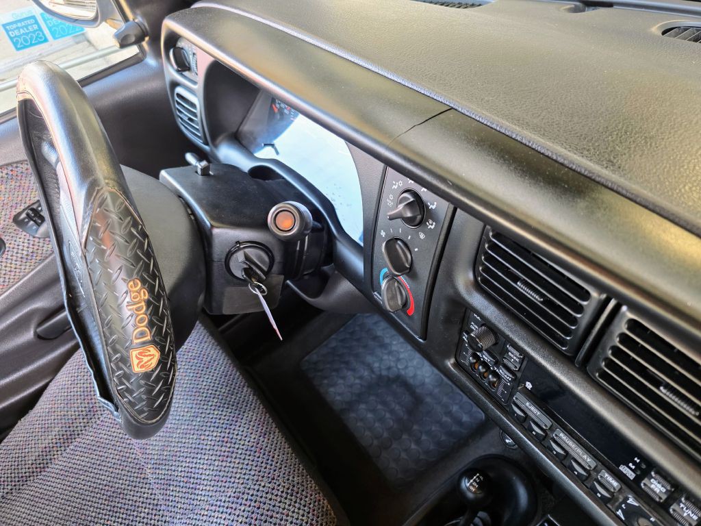 2001 Dodge Ram 1500 Image 60