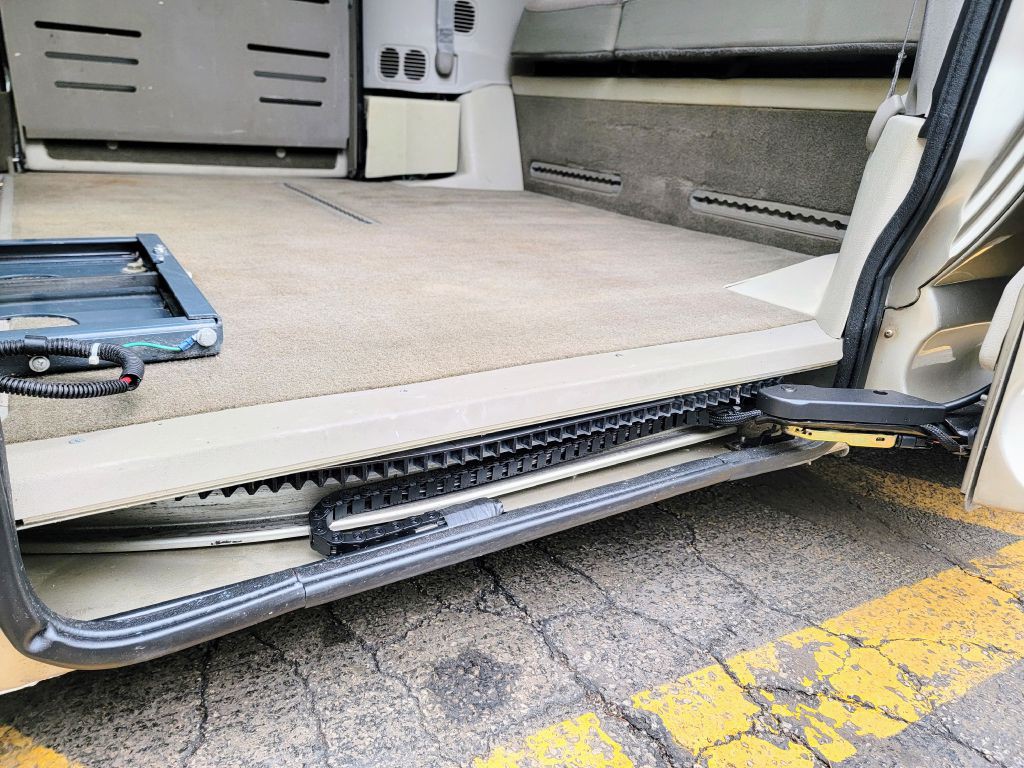 2007 Chrysler Town & Country Image 33