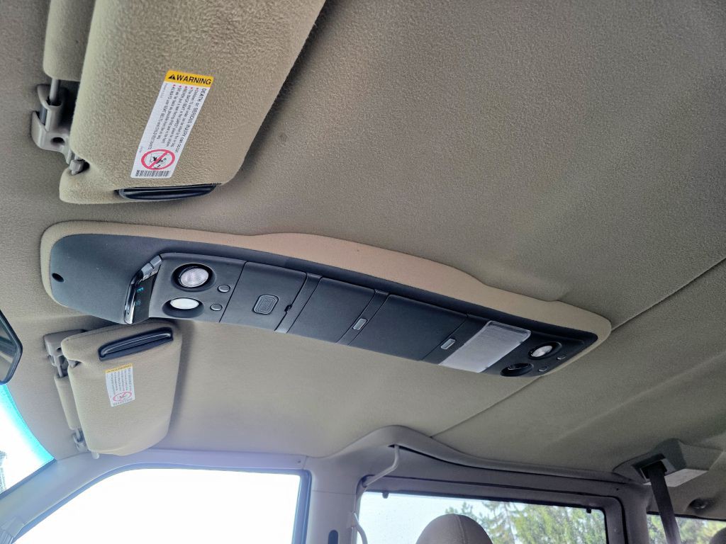 2000 Chevrolet Astro Image 10