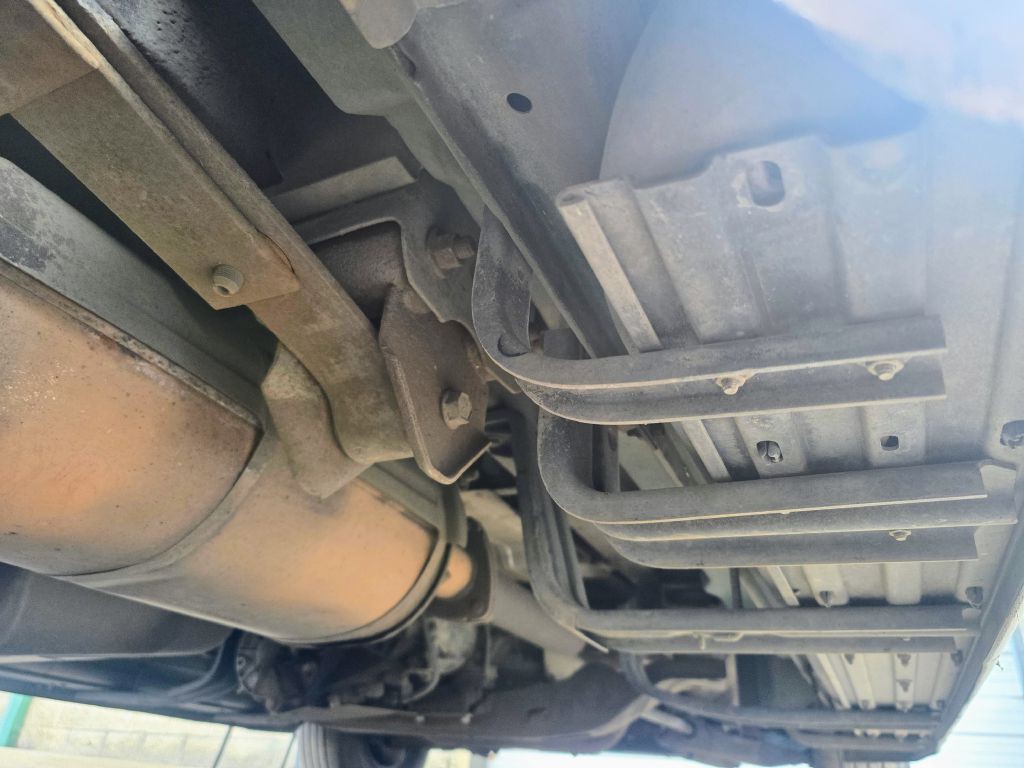 2000 Chevrolet Astro Image 31