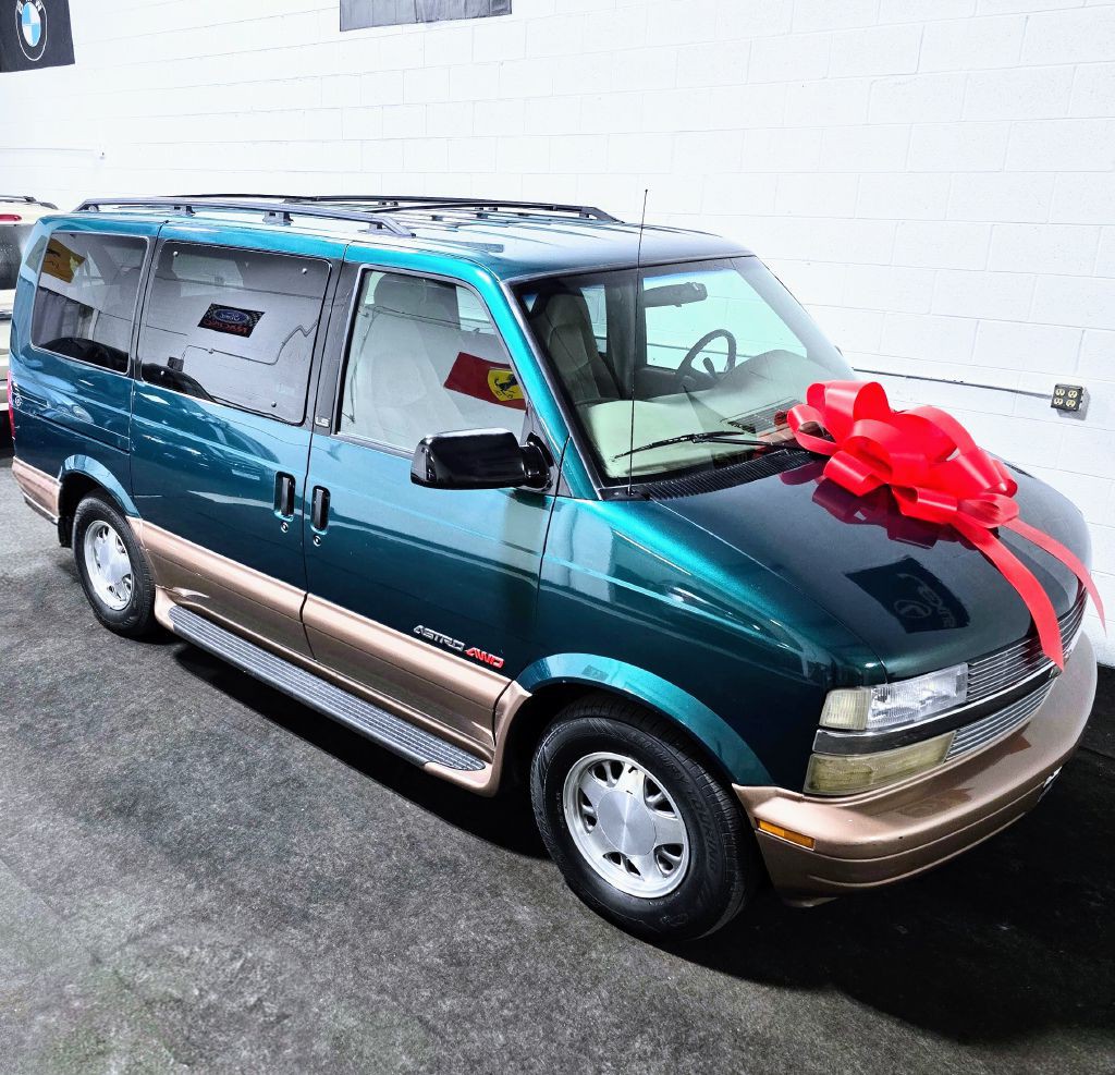 2000 Chevrolet Astro Image 45