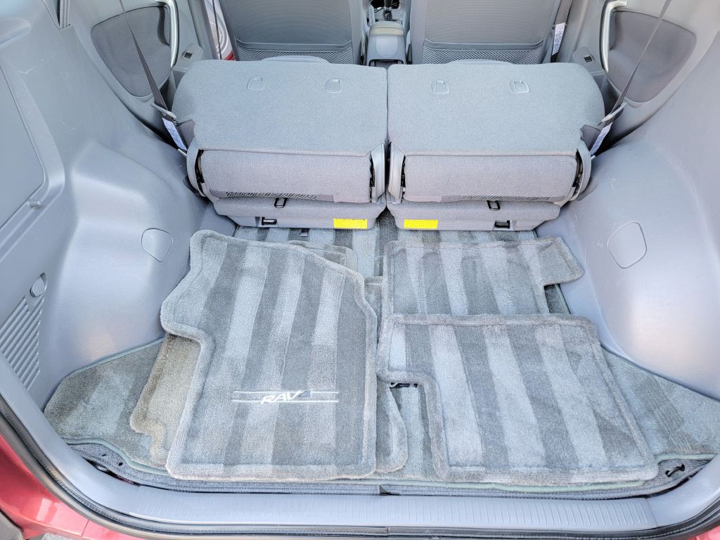 2002 Toyota Rav4 Image 9