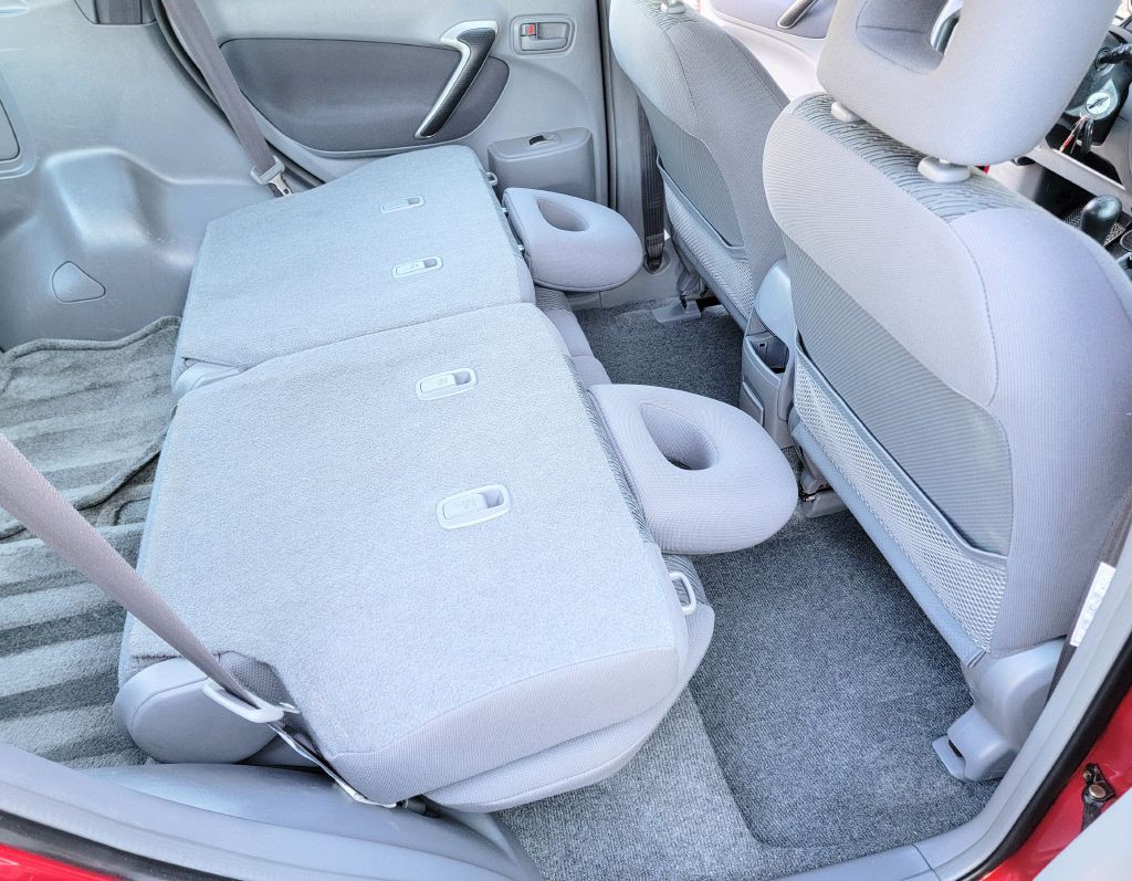 2002 Toyota Rav4 Image 10