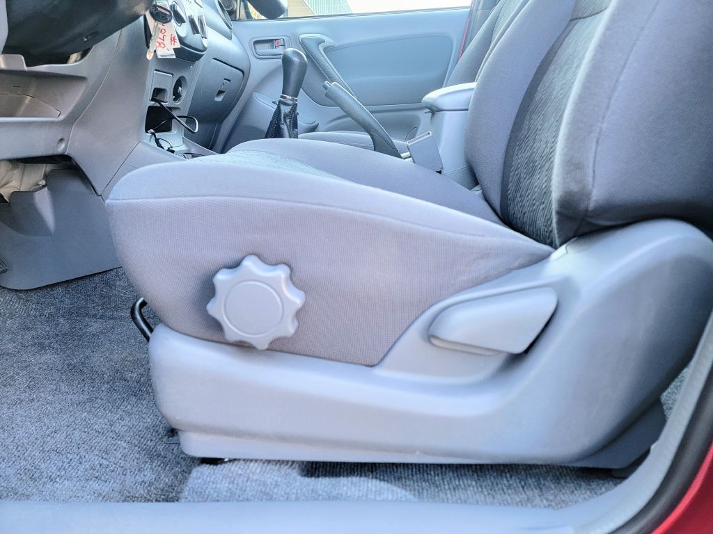 2002 Toyota Rav4 Image 18