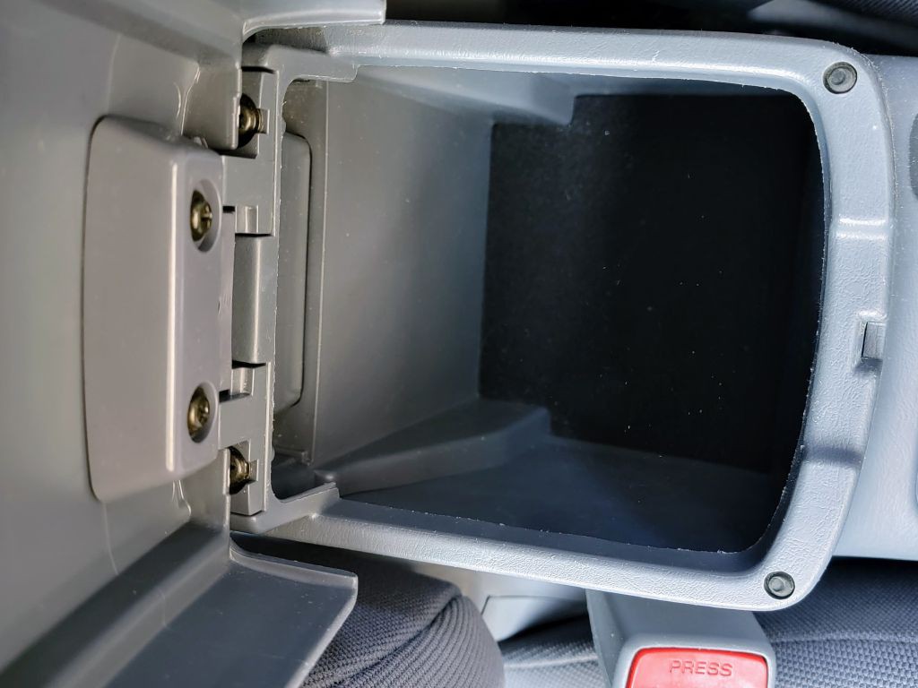 2002 Toyota Rav4 Image 42