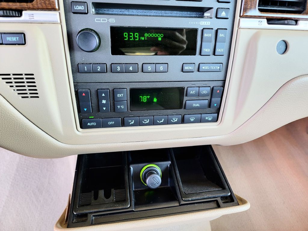 2007 Lincoln Town Car Image 39