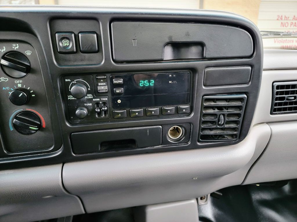 1996 Dodge Ram 1500 Image 27