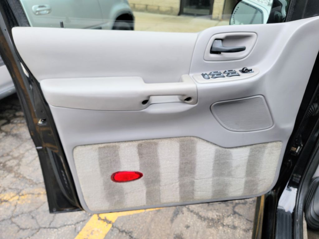 2003 Ford Windstar Image 51