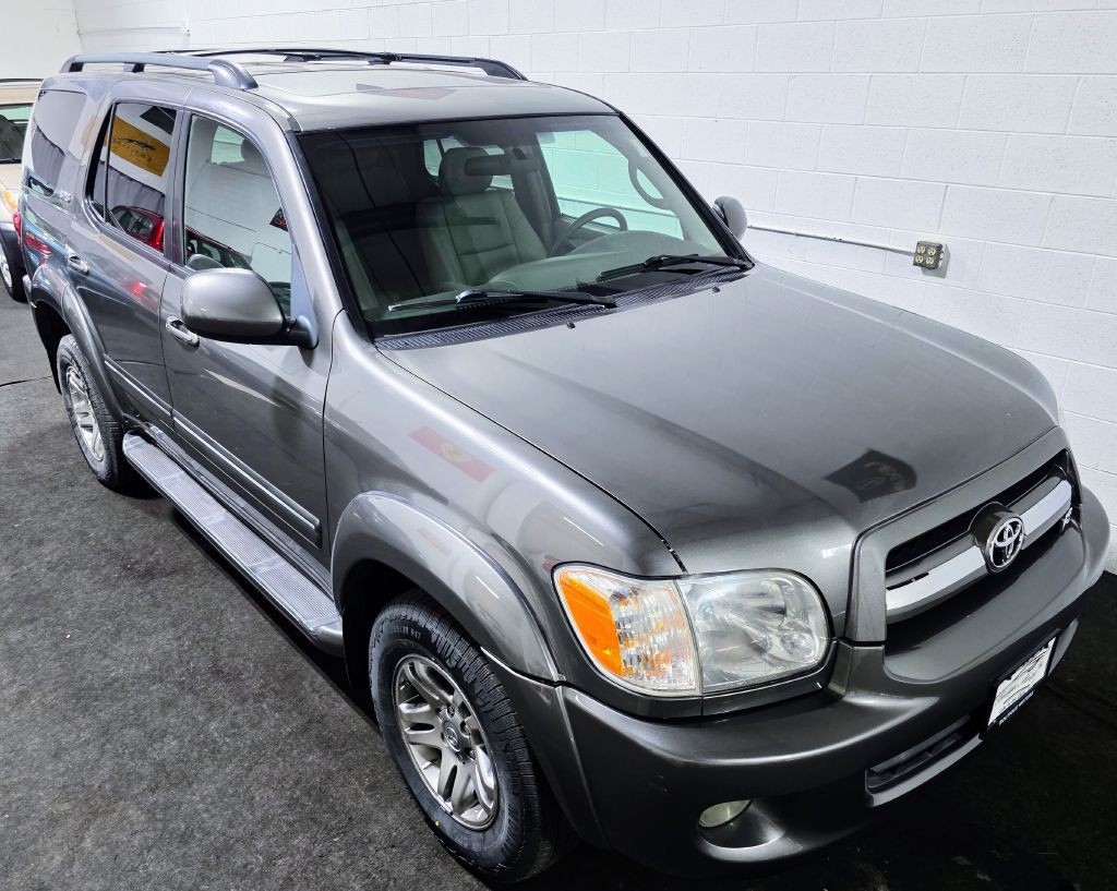 2005 Toyota Sequoia Image 4