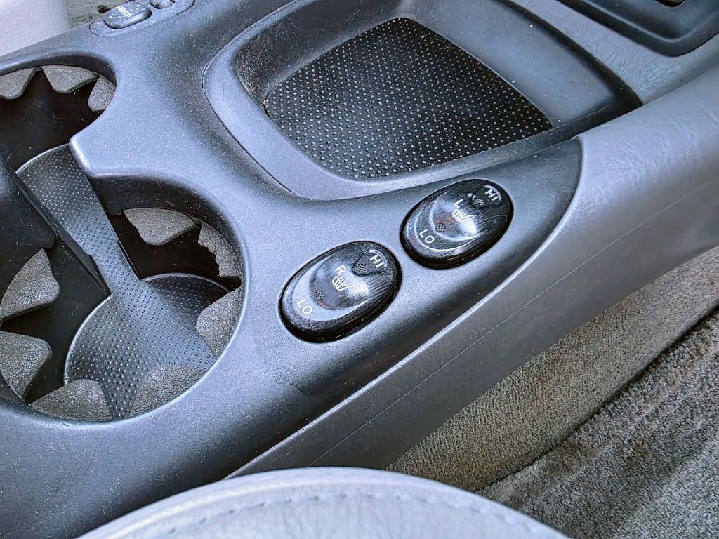 2005 Toyota Sequoia Image 17