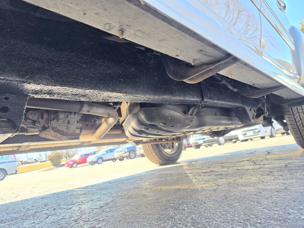 2005 Toyota Sequoia Image 42