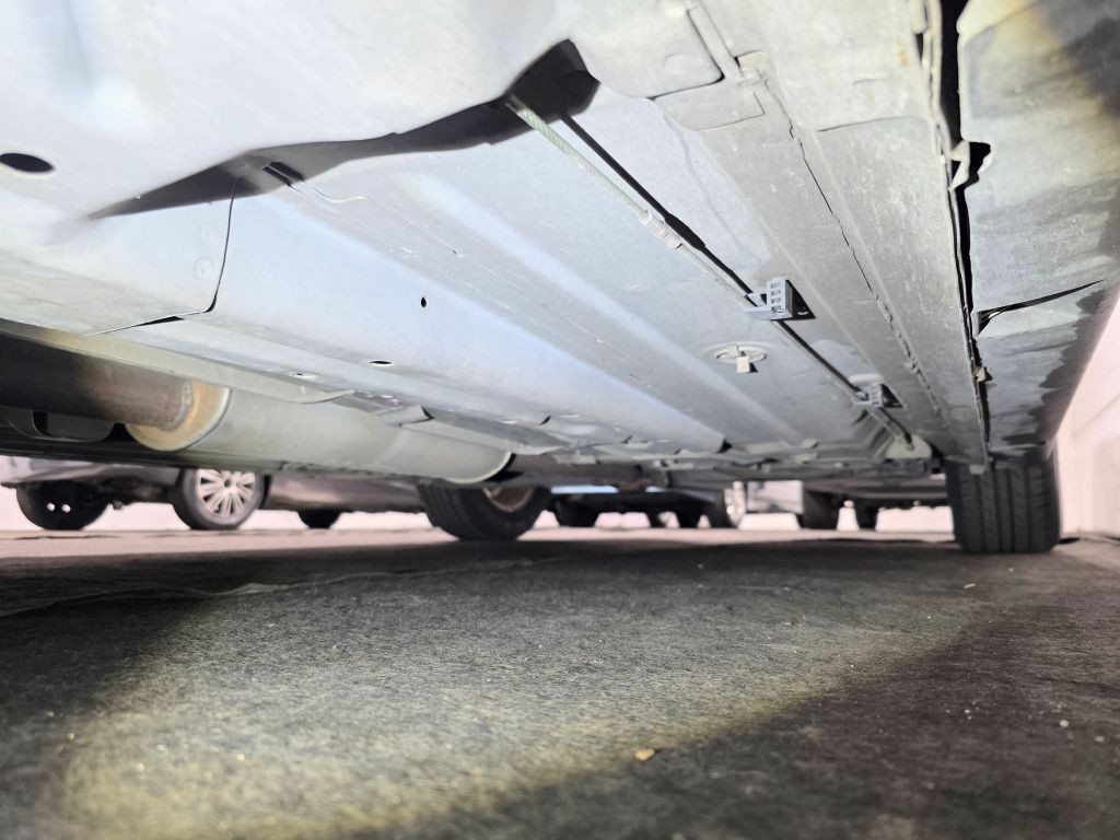 2004 Buick LeSabre Image 2