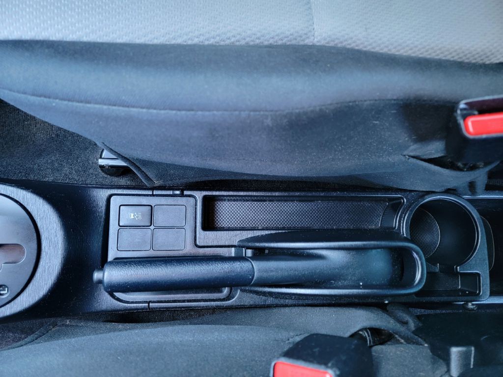 2014 Toyota Yaris Image 13