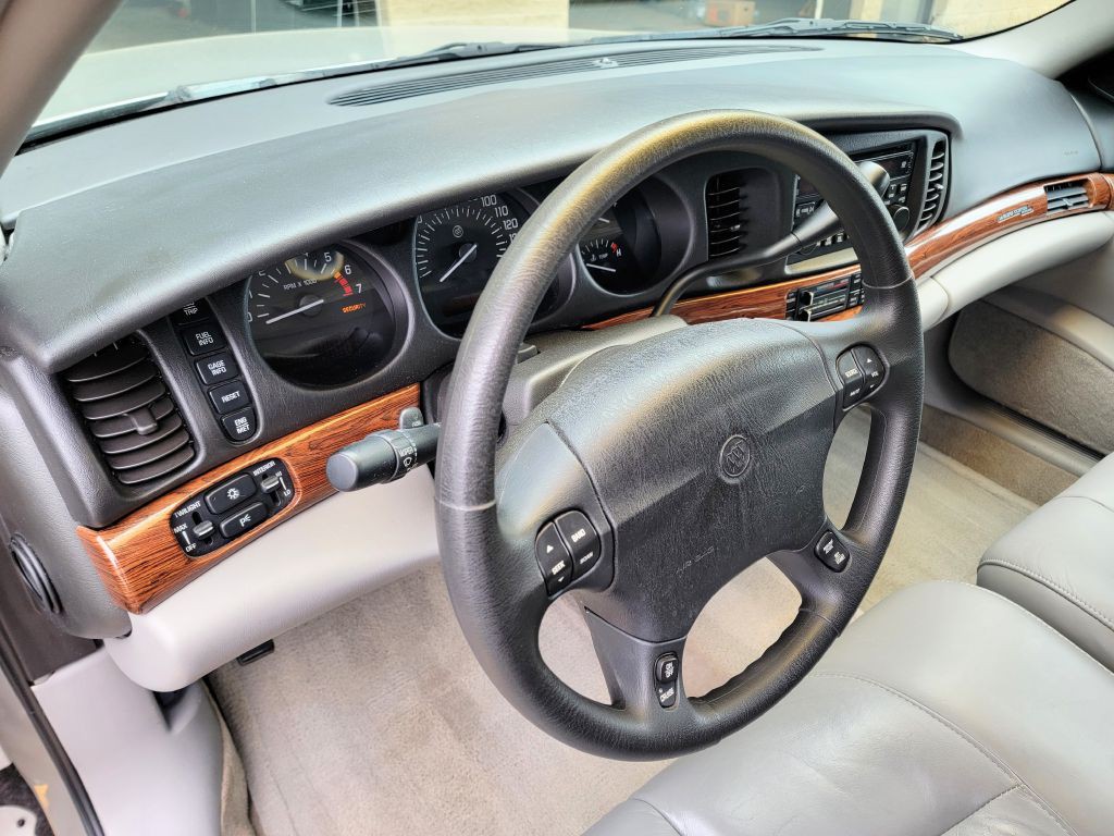 2004 Buick LeSabre Image 10