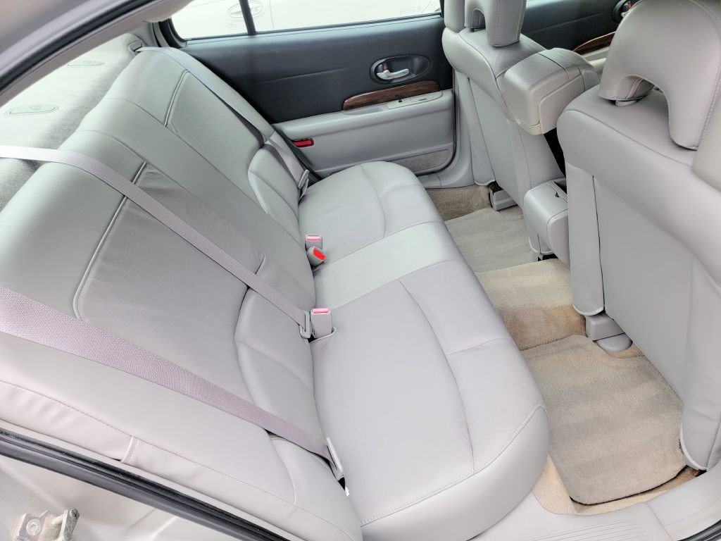 2004 Buick LeSabre Image 16