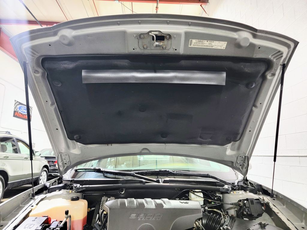 2004 Buick LeSabre Image 50