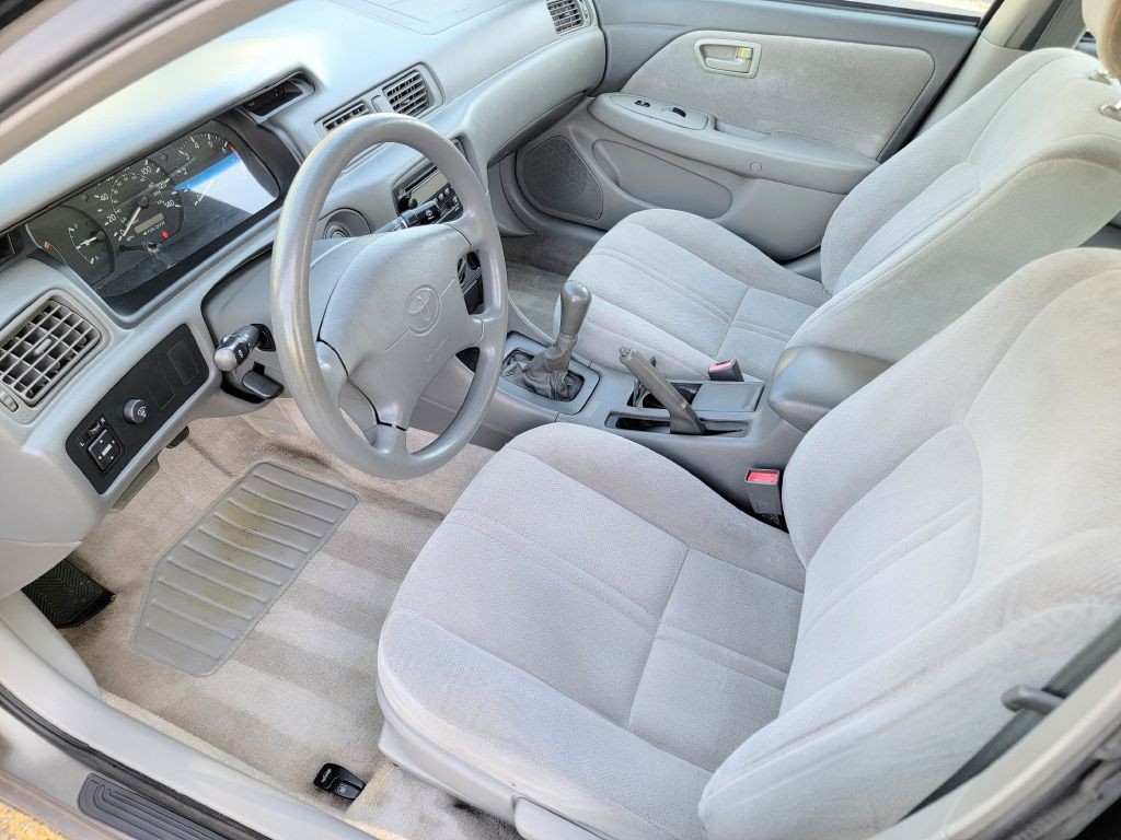 2000 Toyota Camry Image 27