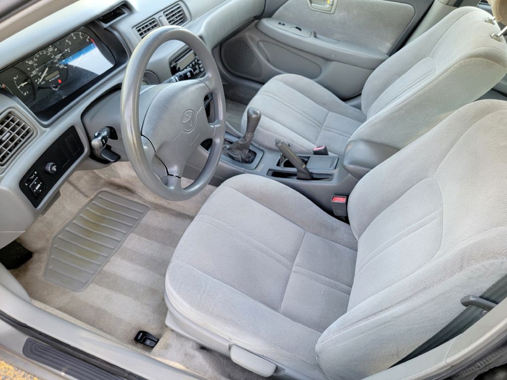 2000 Toyota Camry Image 28