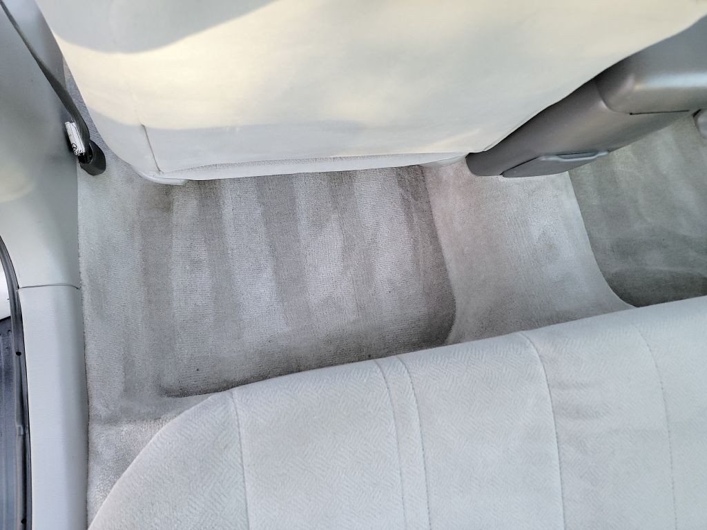 2000 Toyota Camry Image 30