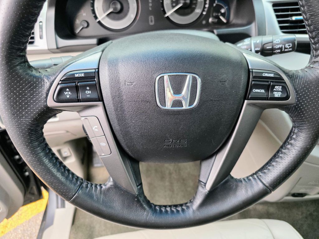 2012 Honda Odyssey Image 13