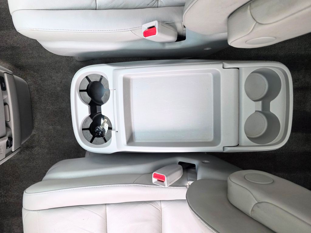 2012 Honda Odyssey Image 20