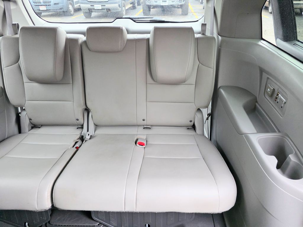 2012 Honda Odyssey Image 29