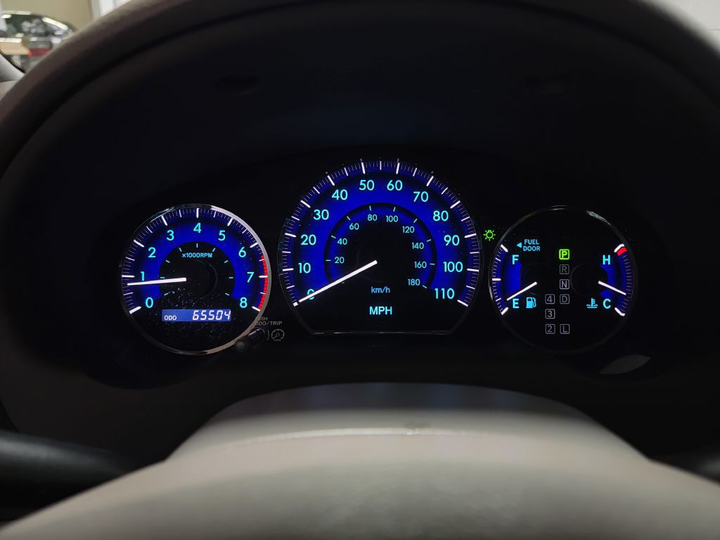 2010 Toyota Sienna Image 3