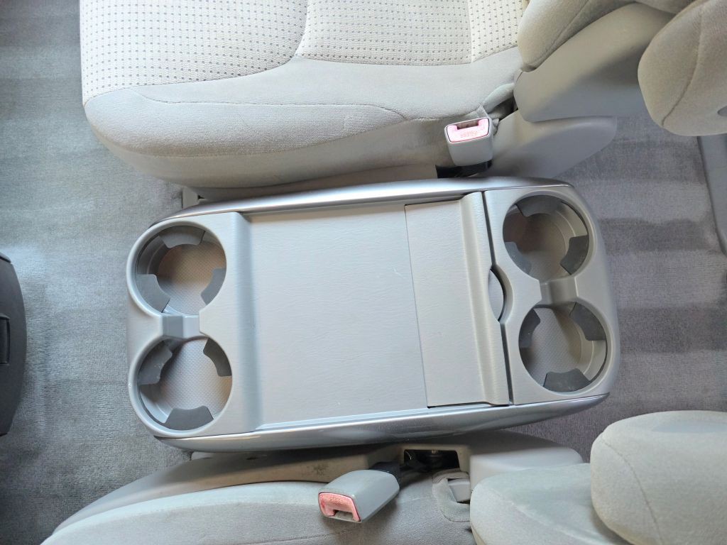 2010 Toyota Sienna Image 10