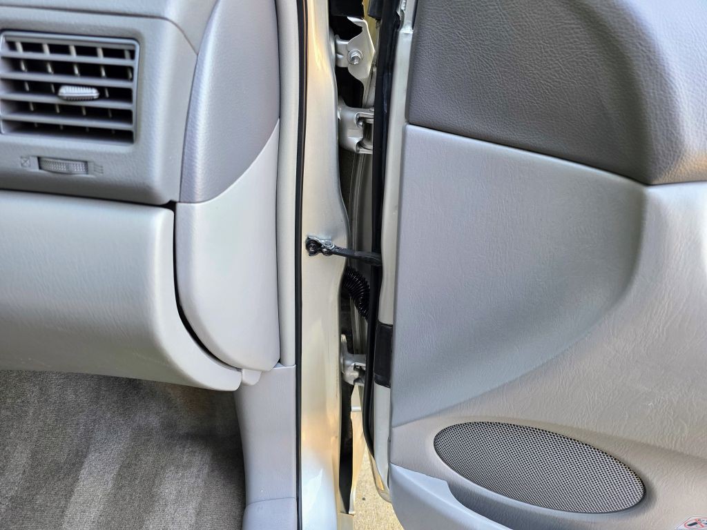 2010 Toyota Sienna Image 23