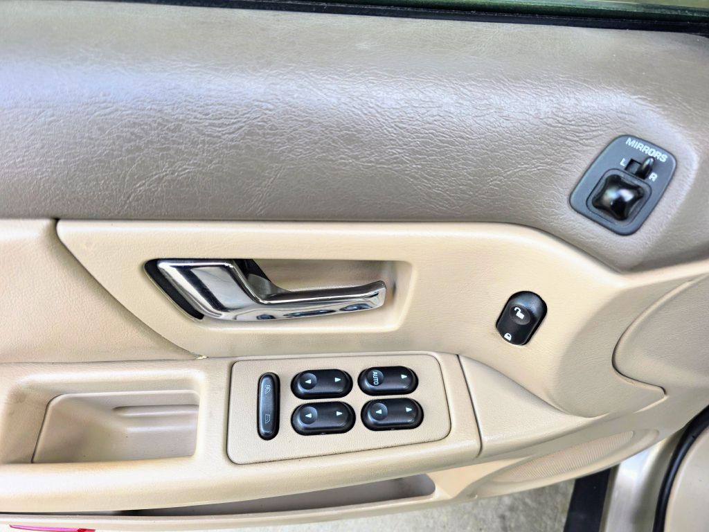 2002 Ford Taurus Image 10
