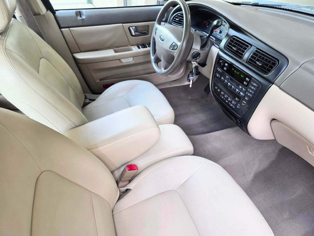 2002 Ford Taurus Image 15