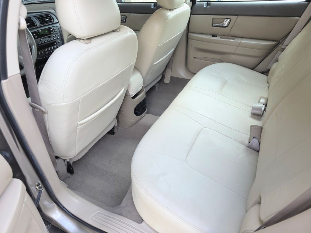 2002 Ford Taurus Image 24