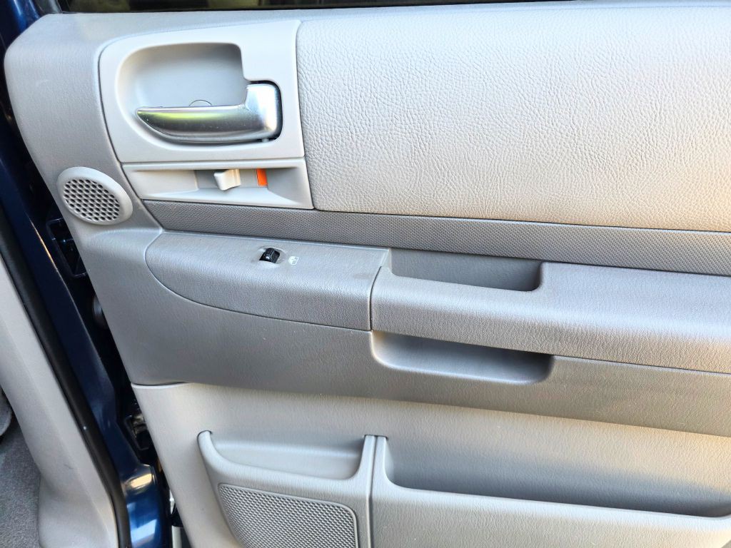 2003 Dodge Durango Image 19