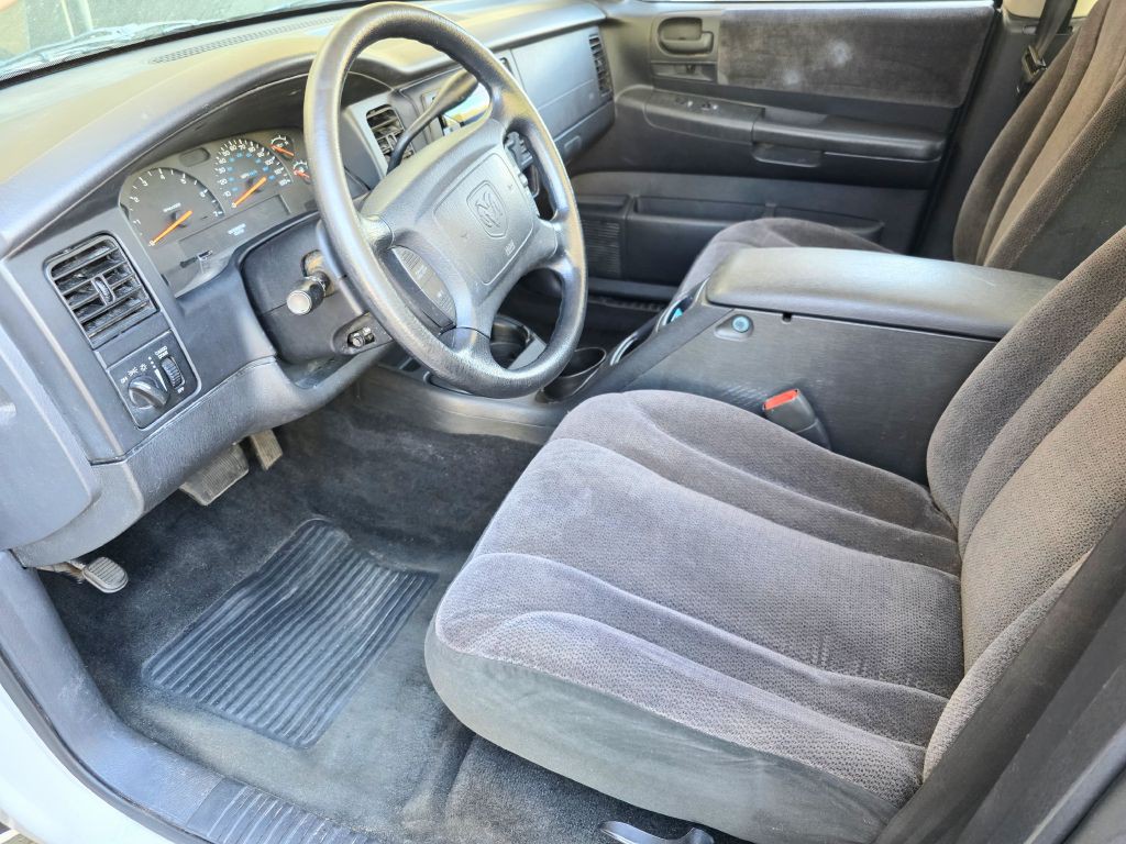 2002 Dodge Dakota Image 5