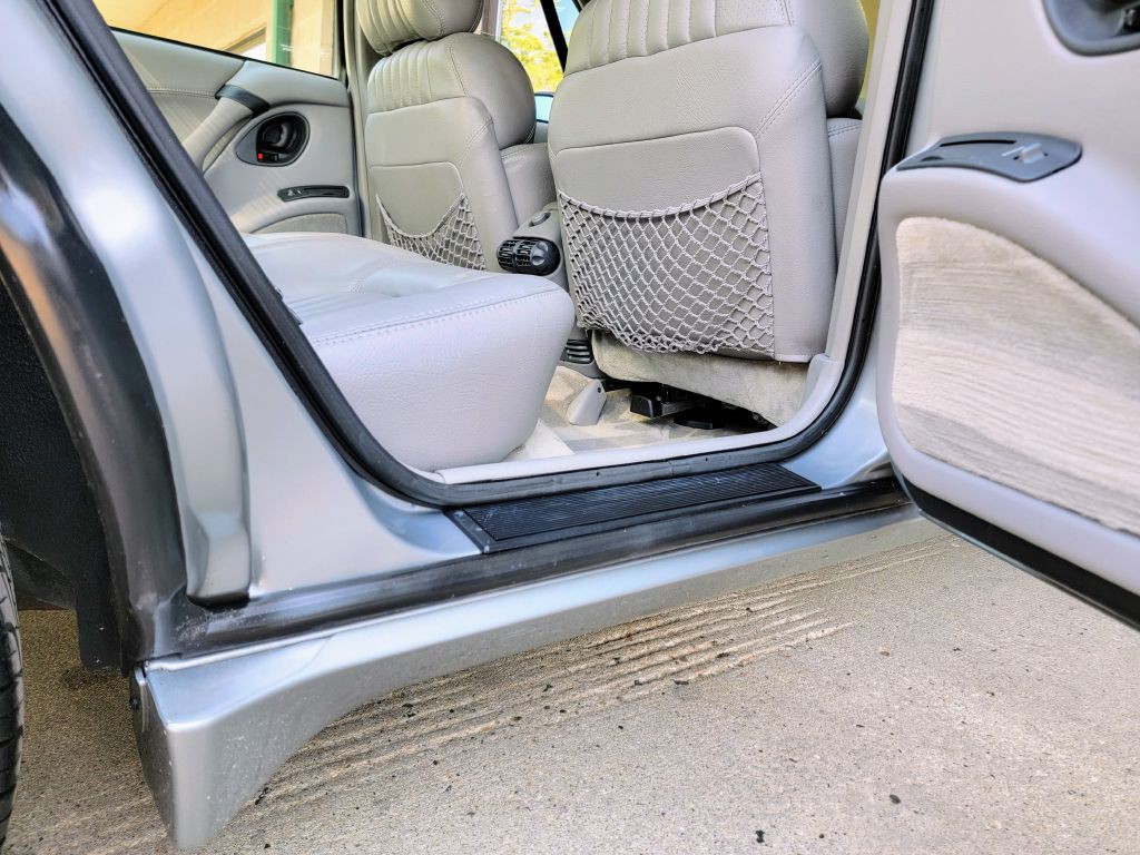 1994 Pontiac Bonneville Image 38