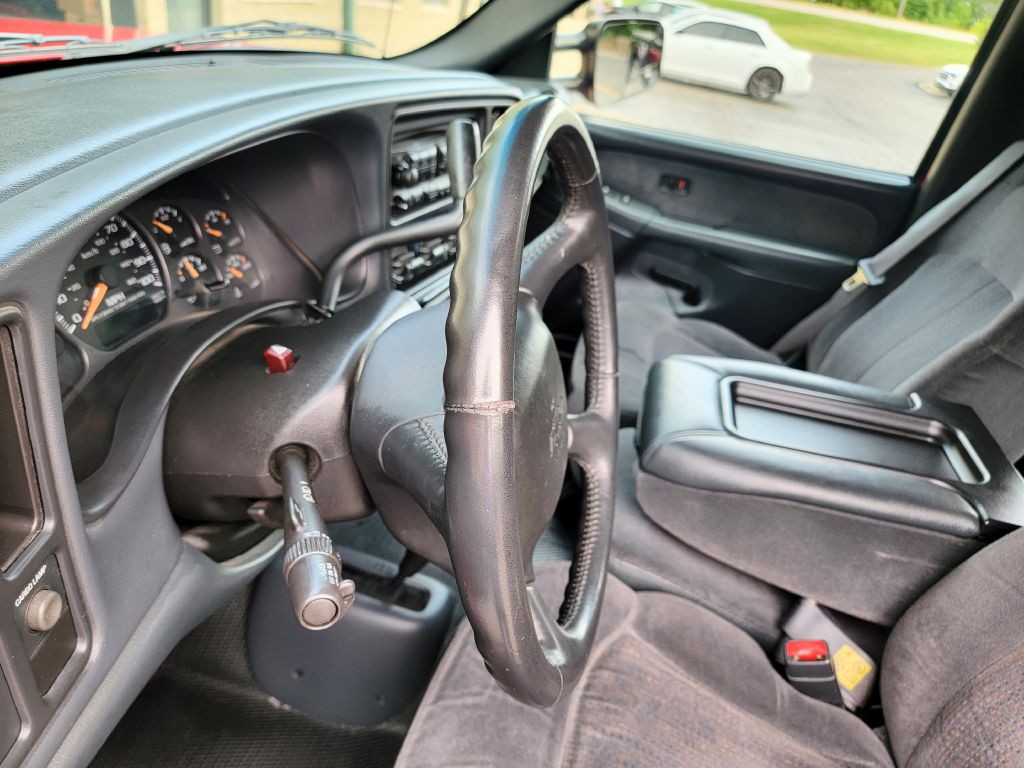 2002 Chevrolet Silverado 1500 Image 38